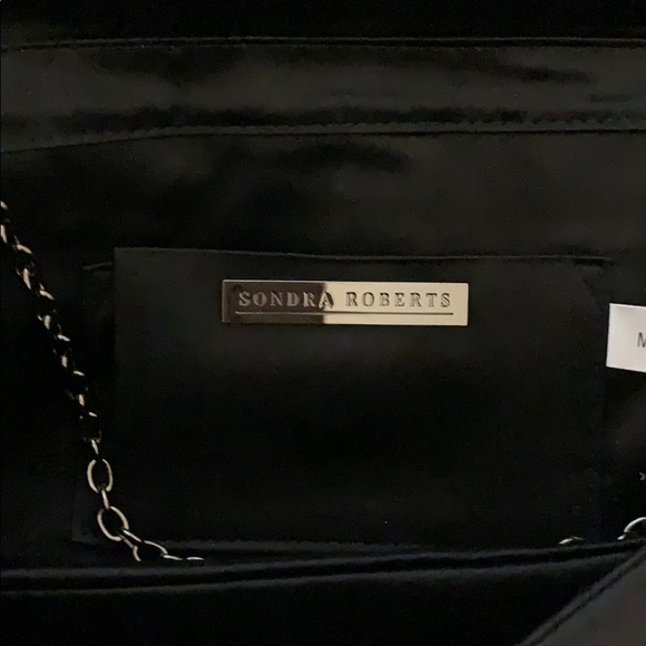Sondra Roberts black bow clutch - Picture 5 of 6